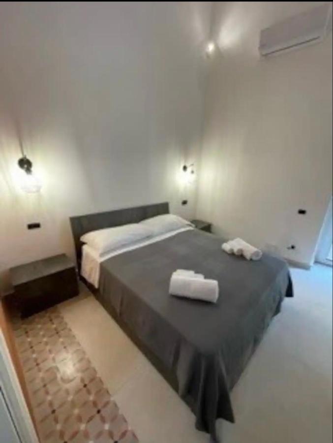 B&B Vittoria 那不勒斯 外观 照片